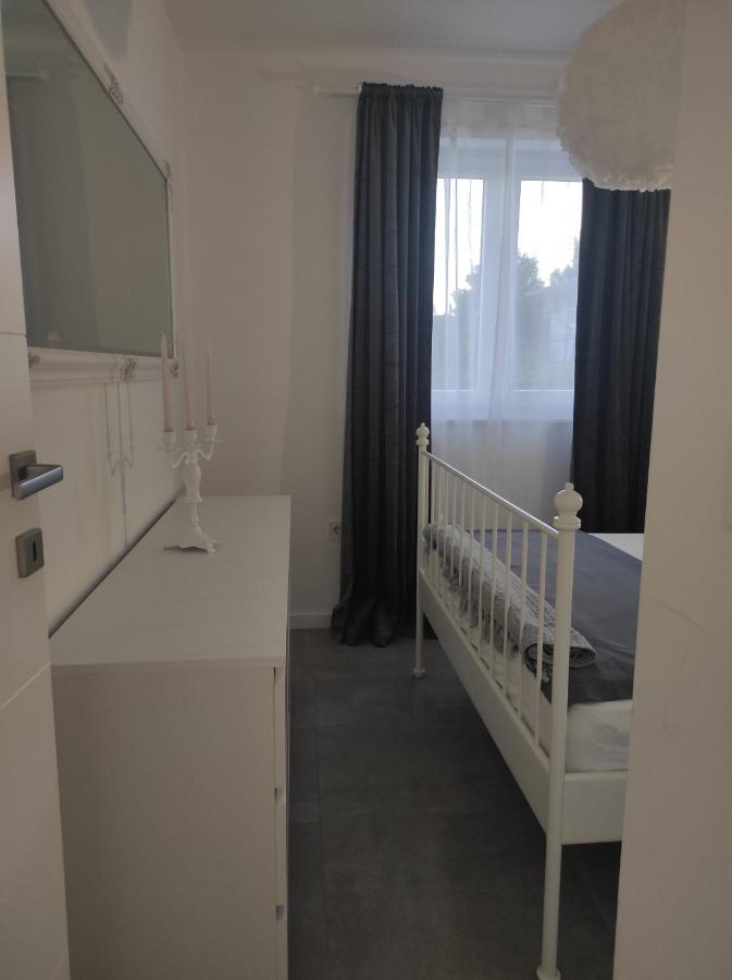 Ema Apartment Primosten Luaran gambar